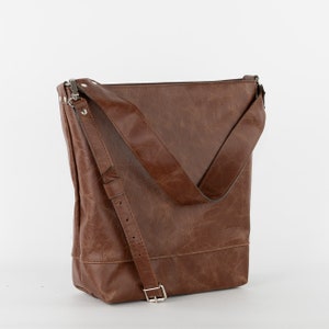 Hobo leather tote bag Lana Style shoulder and cross-body shopper tote image 5