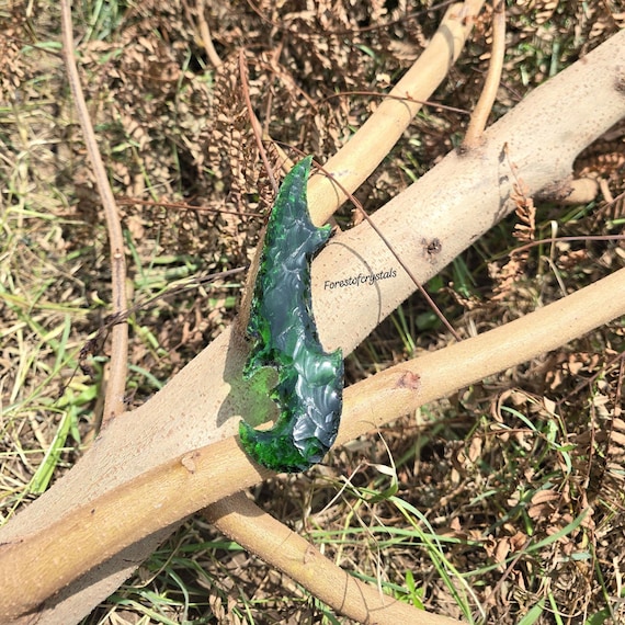 Handmade Green Obsidian Glass Arrowhead: Dragon's Heart Knife - 5.5 to 6 Inch