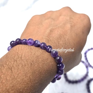 Zierliches Amethyst Perlen Armband: Natürlicher Chakra Ausgleich, 8 mm