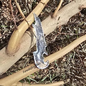 Handmade Clear Obsidian dragon Knife Arrowhead 5.5 to 6 Inch |Handmade Dragon&#39;s Heart Clear Obsidian Glass Arrowhead |Hand-Knapped Arrowhead