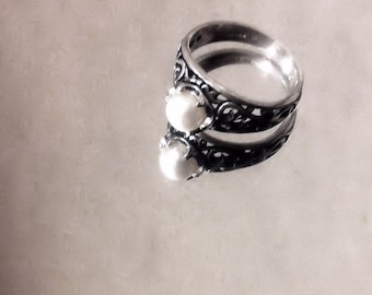 Tiny Moon Culured White or Black Pearl Ring Antiqued Sterling Silver Filigree Scroll work gypsy handmade fine jewelry size 4 5 6 7 8 9 10 11