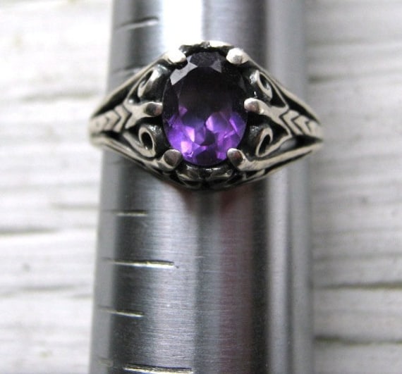 Deep Purple Amethyst Gemstone Filigree Ring Sterling Silver Handmade February Birthstone size 4 5 6 7 8 9 10 custom half sizes fine jewelry