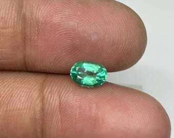 Natural Emerald Zambia Oval Cut Gemstone: 0.85  crt 7x5  mm