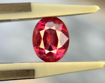 Natural Madagascar ruby no heated oval cut : 1.48 carat / 7.44x5.87x3.9 mm
