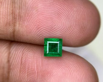 Zambia Green Emerald: Square Cut Gemstone (0.65 Carat, 4.80 mm)