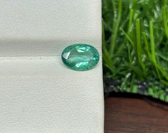 Zambia Oval Emerald Gemstone: 0.90 Carat Green Blue (7.5x5 mm)