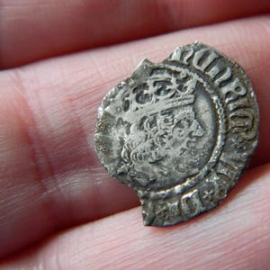 Post Medieval / Tudor hammered silver half groat coin from the reign of King Henry 7th / 8th ? Metal detecting find a great gift / present