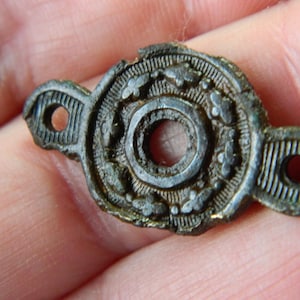 Small Medieval / Tudor bronze decorated mount / badge metal detecting / detector find a great gift / present