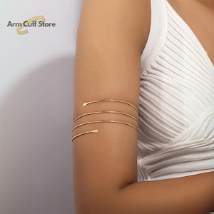 Minimalist Gold Arm Cuff Bracelet with Triple Line Design – Lightweight Upper Arm Bangle for Women, Elegant Statement Arm Jewelry