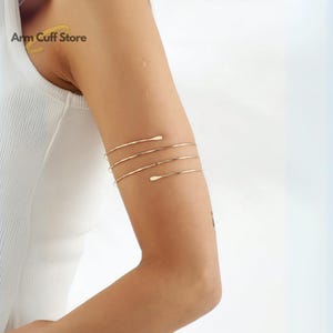 Gold Leaf Arm Cuff Bracelet – Adjustable Boho Goddess Armlet for Women, Elegant Greek Laurel Leaf Jewelry for Festival or Beach Wear