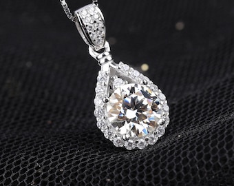 Moissanite 925 Sterling Silver Teardrop Halo Pendant Necklace, 1ct D Color VVS1 Round Cut