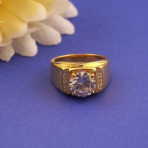 Gold Moissanite Men&#39;s Ring, Solitaire Round shape Diamond Ring, 14k Gold Plated Handmade Ring, 925 Sterling Silver Unique Ring For Him
