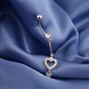 Piercing per ombelico a forma di cuore con moissanite, gioiello da donna con diamanti rotondi, piercing per ombelico in oro massiccio 14k/10k, piercing per ombelico