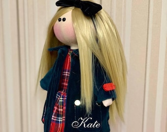 Muñecas de tela hechas a mano: regalos coleccionables personalizados