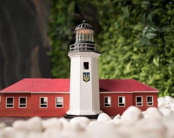 Statuetta di faro artigianale - Decorazione nautica per la casa e il giardino