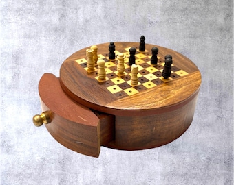 Round Wooden Travel Chess Set with Drawer | Pegged Chess Board