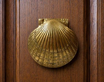 Brass Seashell Door Knocker Coastal Entry Hardware Beach House Decor Nautical Front Gate Accent Gift