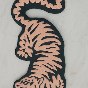Animal Print Area Rug for Living Room – Hand Tufted Tattoo Rug – Jungle Style Tiger Floor Mat – Bold Nursery & Home Decor Rug