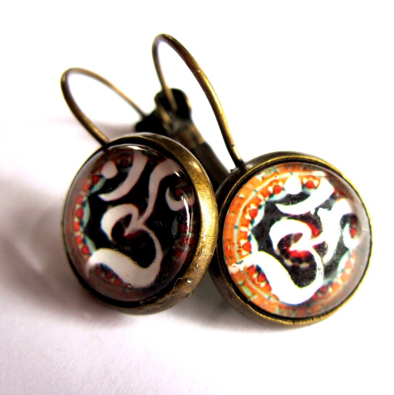 Om Symbol Earrings Spiritual Yoga Meditation Glass And Brass Leverback Earwires Boho Fashion Handmade Jewellery image 2