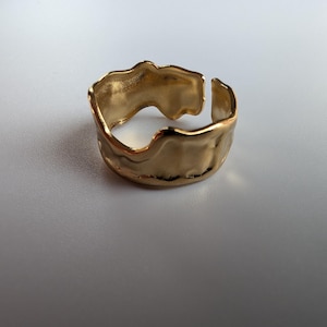 Queen Ring