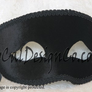 Black Velvet Mens Masquerade Mask