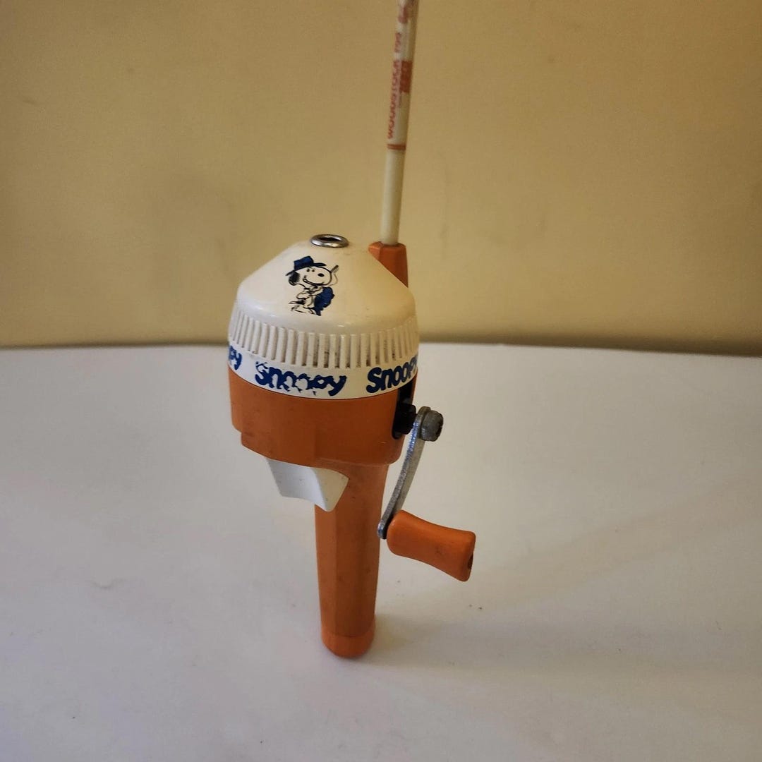 Vintage Zebco Kids Fishing Pole Snoopy Good Condition Functions