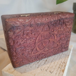 Hand Carved Wooden Trinket Box - Celtic Knot Design Jewelry Box - Boho Rustic Decor