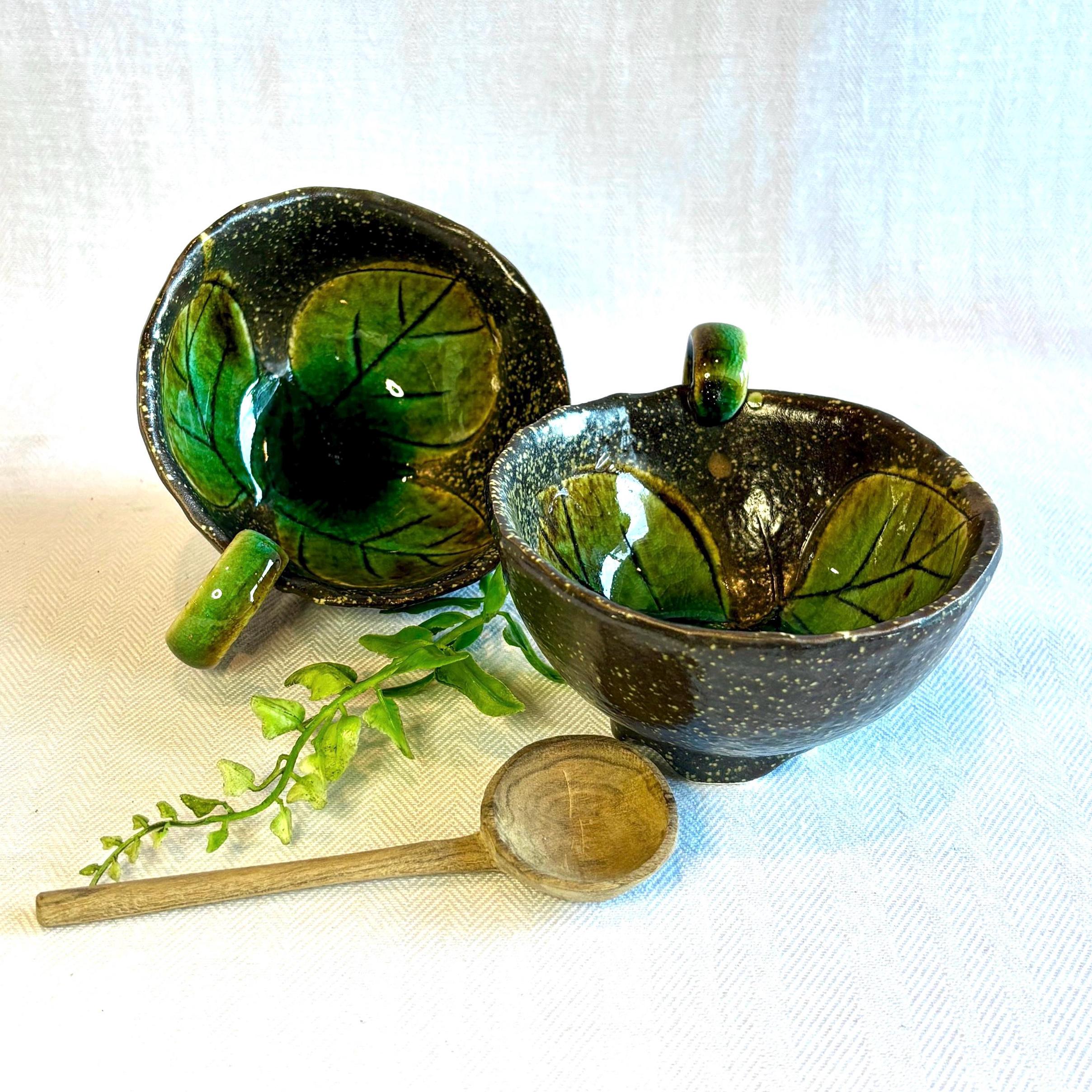 【明治期・名品】三田青磁 八角火鉢 牡丹陽刻 蝙蝠（コウモリ）耳 Japan 80's Pottery - Etsy