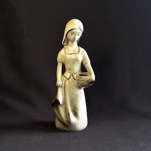 Vintage Howard Pierce Woman Figurine – Mid-Century Modern California Pottery, Stoneware Sculpture Gift