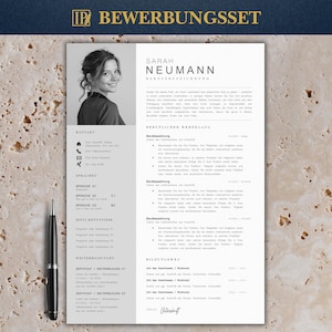 Op de afbeelding: Een zwart-wit cv-sjabloon met de naam "SARAH NEUMANN" bovenaan. Het cv bevat secties voor contactgegevens, talen en vaardigheden. Een pen ligt aan de linkerkant van het cv. De achtergrond is lichtbeige.