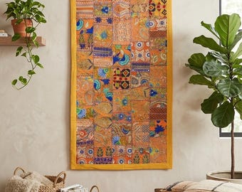 Vintage Kantha Quilt Tapestry | Bohemian Patchwork Wall Hanging (120x58 cm)