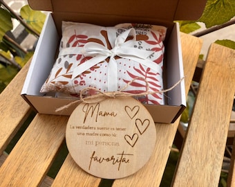 Regalo Personalizado Día de la Madre - Cojín Térmico de Semillas de Cereza con Placa de Madera Grabada - Alivio Natural y Relax para Mamá