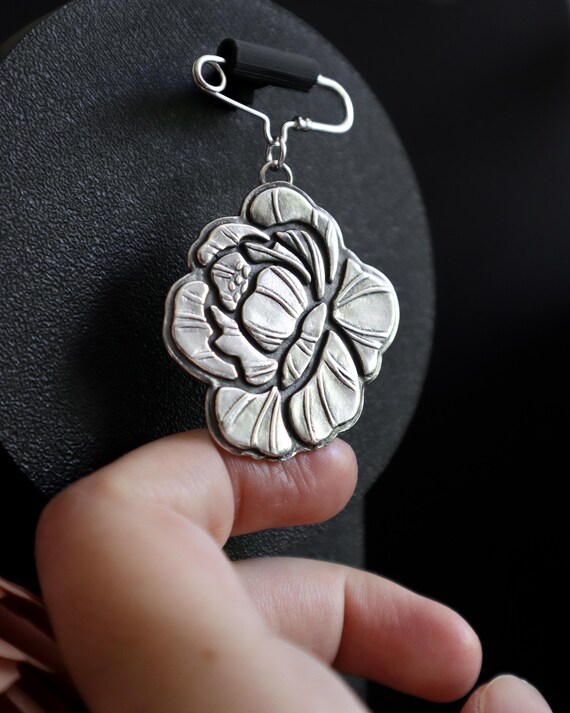 Handmade Sterling Silver Floral Brooch Pin: Elegant Modern 
