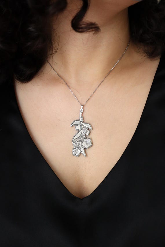 Elegant Silver Floral Necklace 925 Sterling Silver Elegant Moissanite Floral Necklace With  main image 3