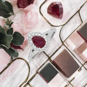 Handcrafted Garnet Ring in 925 Sterling Silver | Vintage Style Red Stone Ring | Gift for Women Natural garnet Valley Ring