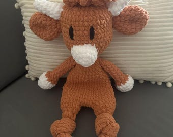 Honey the Highland Cow – Handmade Crochet Plush | Acrylic Yarn Cow | Amigurumi Highland Cow | Cute Cow Gift | Farm Animal Plushie