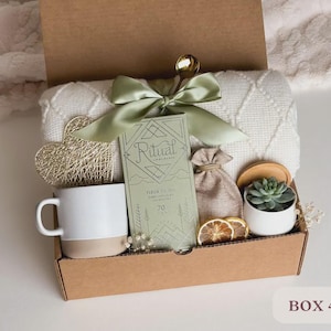 Hug In A Box, Encouragement Gift, Mom Gift Set, Hygee Gift Box, Thinking Of You Box, Cozy Care Package, Self Care Basket, Blanket Gift Box