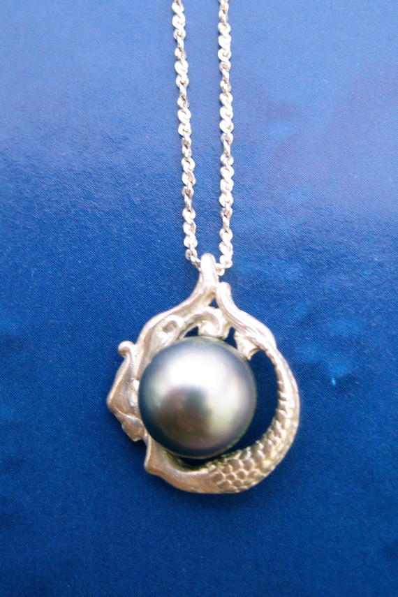 Simply mermaid on sale wish pearl necklace