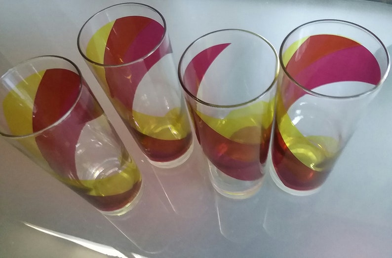 Colony Highball Tumblers, Vintage Barware, Cocktail Glasses, Cool Swirl Design, Set of Four Drinking Glasses, Yellow, Red, Clear Glass image 2