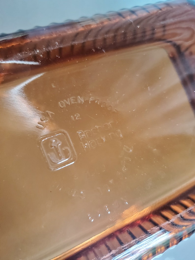 Anchor Hocking 1409 Amber Glass Loaf Pan, Vintage Bakeware, Baking, Cooking, Serving, Rectangular Pan, Breads or Casseroles. 1 Quart image 3