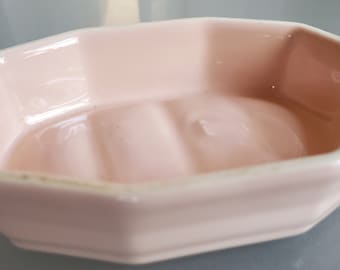 Pink Ceramic Soap Dish, Vintage Home Décor, Fun Funky Soap Dish, Bathroom Accessory, Bathroom Décor, Slight Flaw