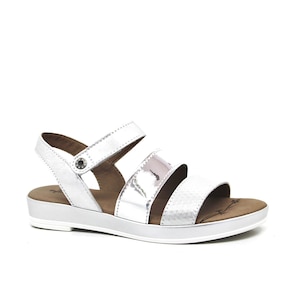 Dromedaris Suzie Silver Metallic Leather Sandals
