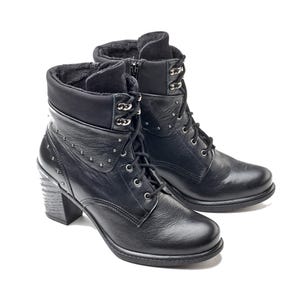 Dromedaris Gilly Black Leather Ankle Boot