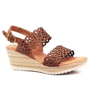 Dromedaris Libby Cognac Leather Wedge Sandal