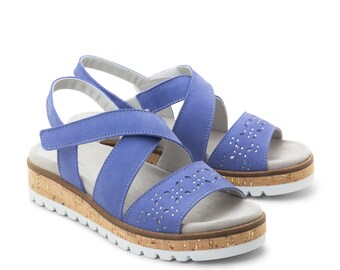 Dromedaris Reese Lavender Leather Strappy Adjustable Sandal