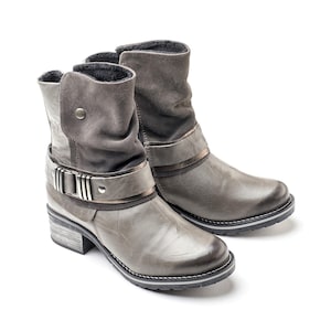Dromedaris Kikka Slate Leather & Suede Boot