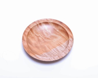 Pillow Quilted Big Leaf Maple Ring Dish   #2335   4 7/8" x 7/8"