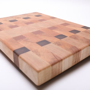 Maple, Walnut and Cherry End Grain Wooden Cutting Board 3019 17 1/2 x 13 x 1 3/4 image 5