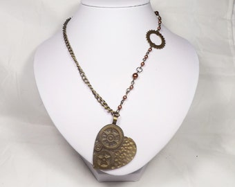 Steampunk heart necklace, steampunk jewllery, gear, pattern Heart , chunky chain,Rosary Necklace, Rosary chain, steampunk jewellery