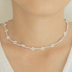 Flora Beaded Necklace in Ash Grey
